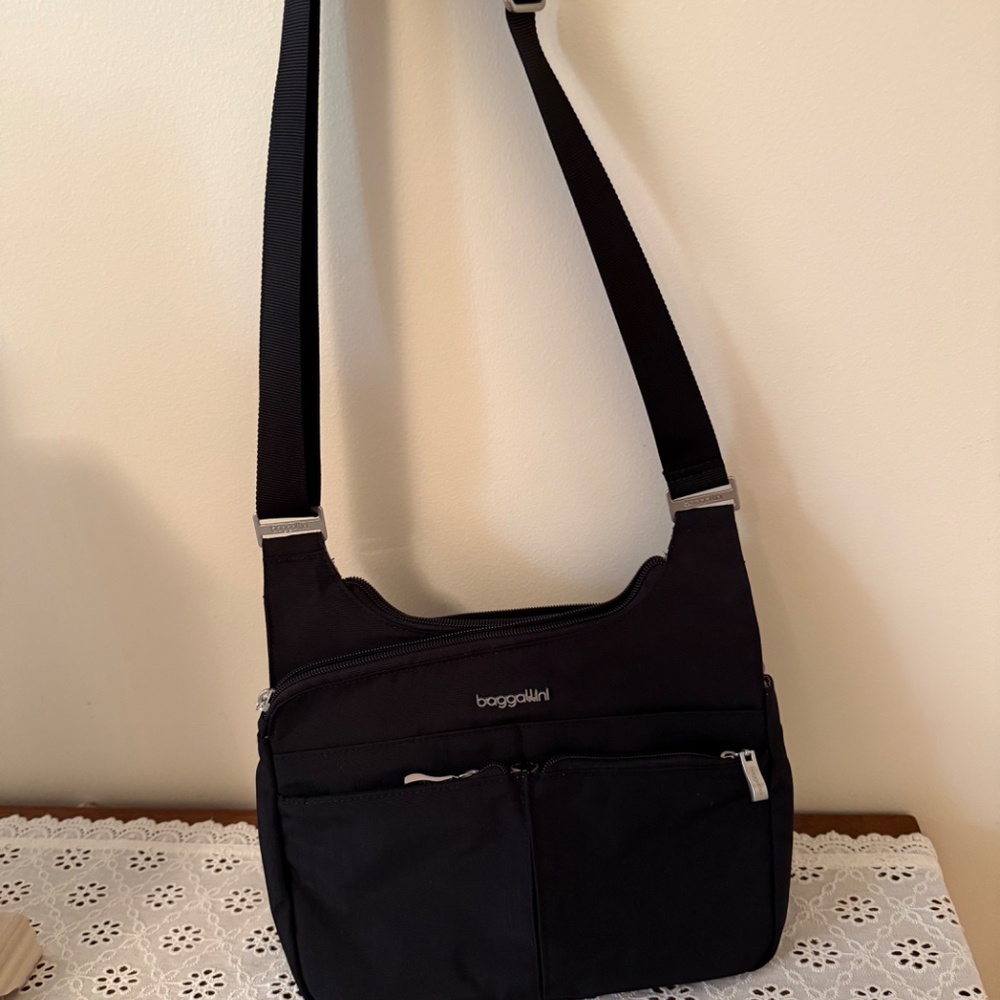 Baggallini - image 3